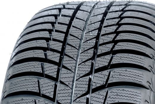 BRIDGESTONE Blizzak LM001 235/55R18 100 H